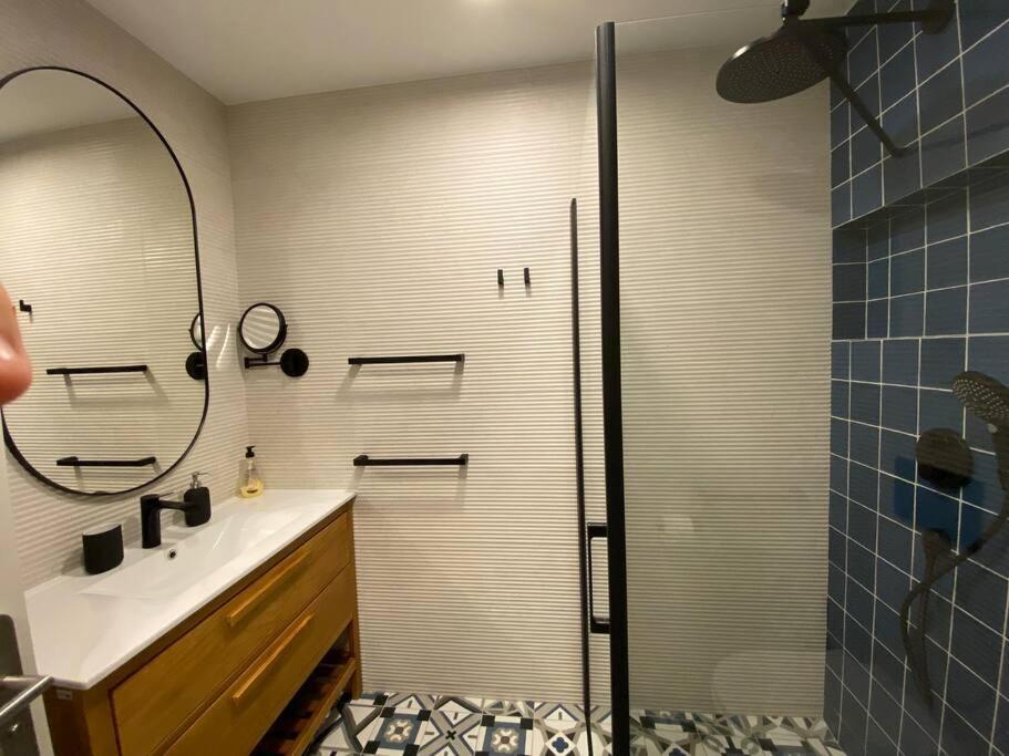 Stylish & Modern 1 Bedroom Suite On Frontline Of Playa Del Duque Costa Adeje  Zewnętrze zdjęcie